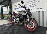 SUZUKI GSX-8S