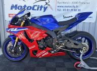 YAMAHA YZF 1000 R1