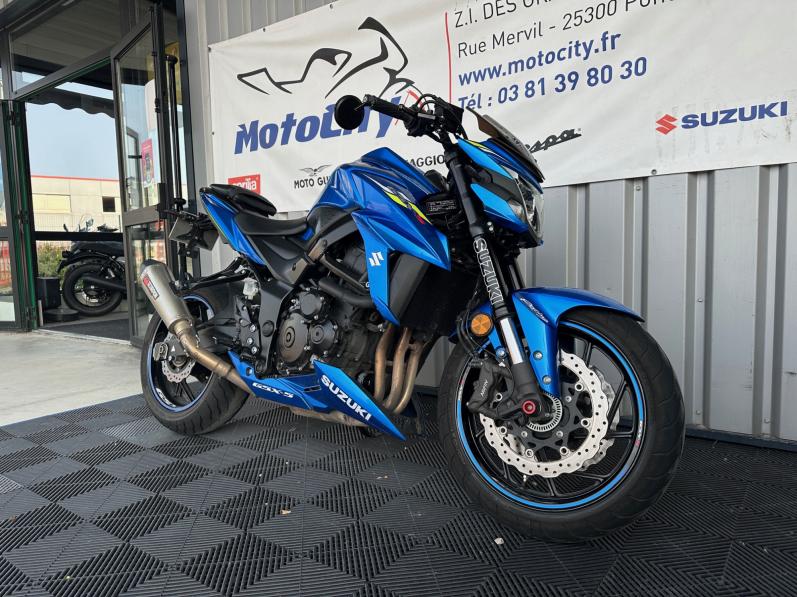 SUZUKI GSX-S 750