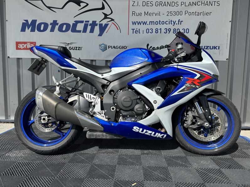 SUZUKI GSX-R 750